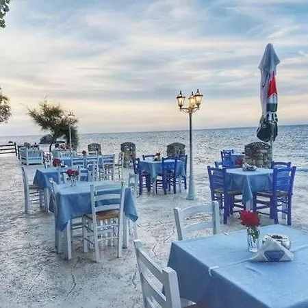 Aqua Rossa Kokkino Nero