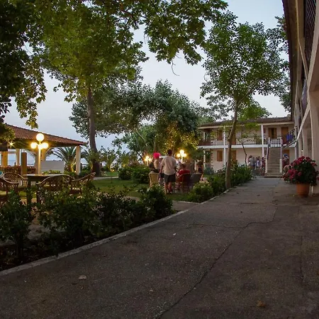 Aqua Rossa Kokkino Nero