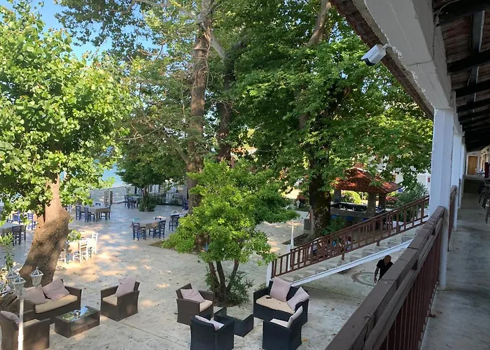 Aqua Rossa 2* Kókkinon Nerón