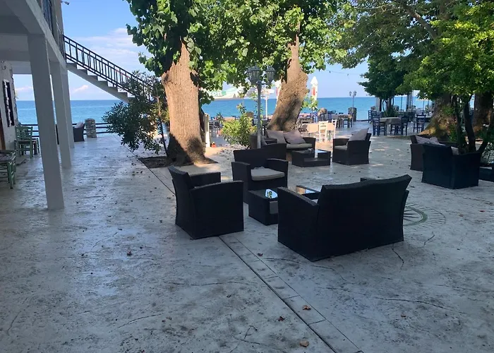 Aqua Rossa Hotel Kókkinon Nerón