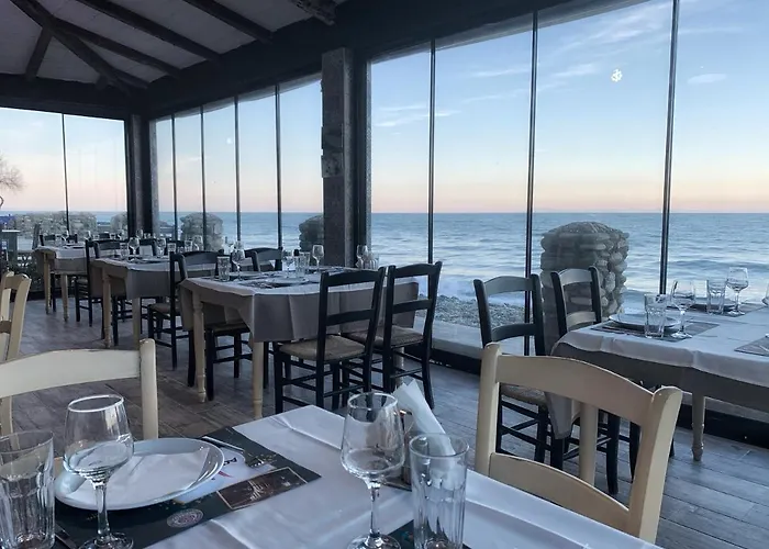 Aqua Rossa 2* Kókkinon Nerón