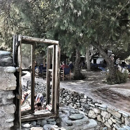 Aqua Rossa Ξενοδοχείο 2*