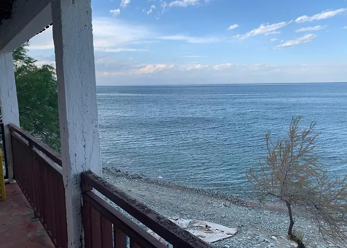 Aqua Rossa 2* Kókkinon Nerón