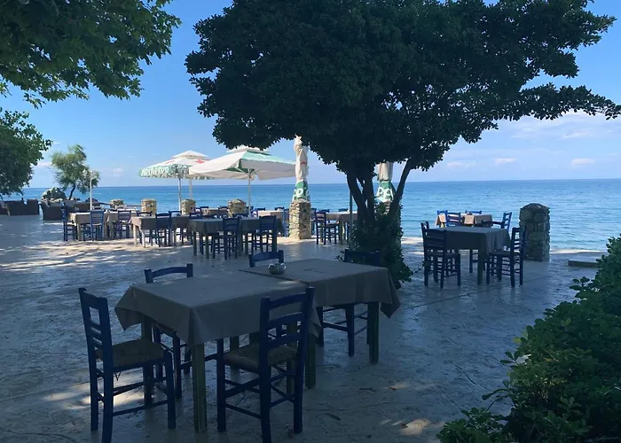 Aqua Rossa 2* Kókkinon Nerón