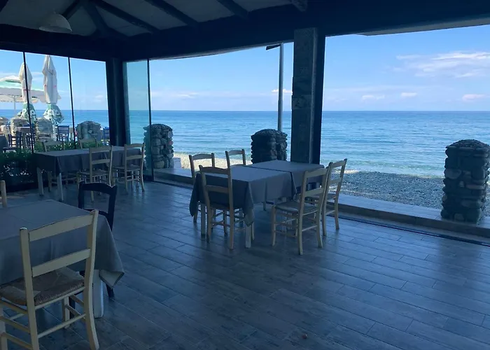 Aqua Rossa Hotel Kókkinon Nerón